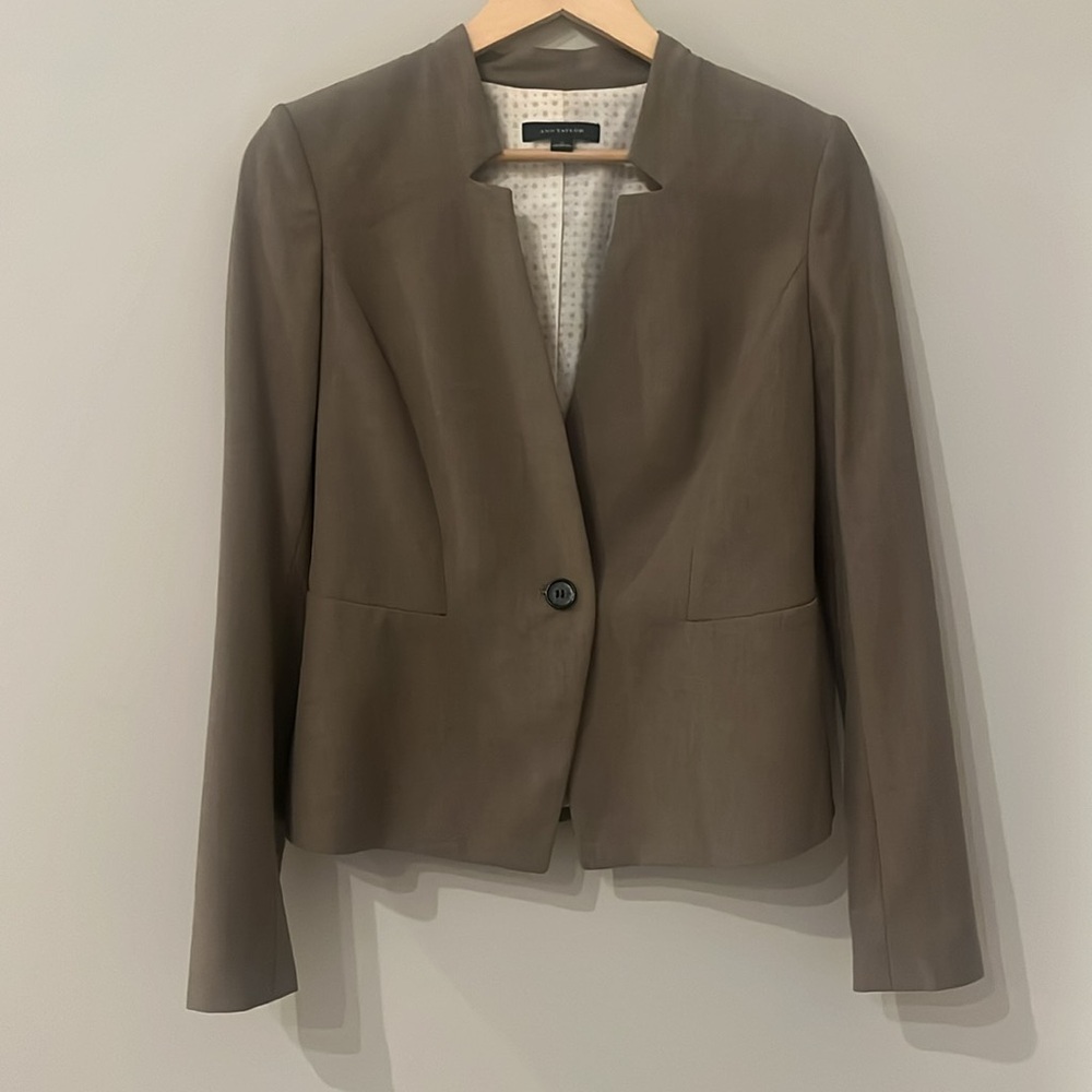 Ann Taylor “Shorter” One-Button Blazer, Beige/Tan, Size 2